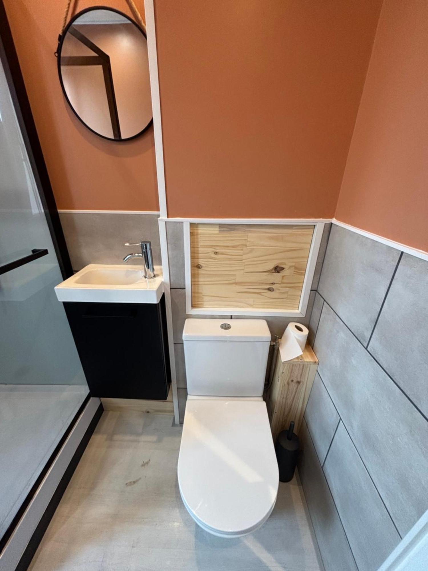 Bienvenue Chez Vous Apartment Вальон Екстериор снимка